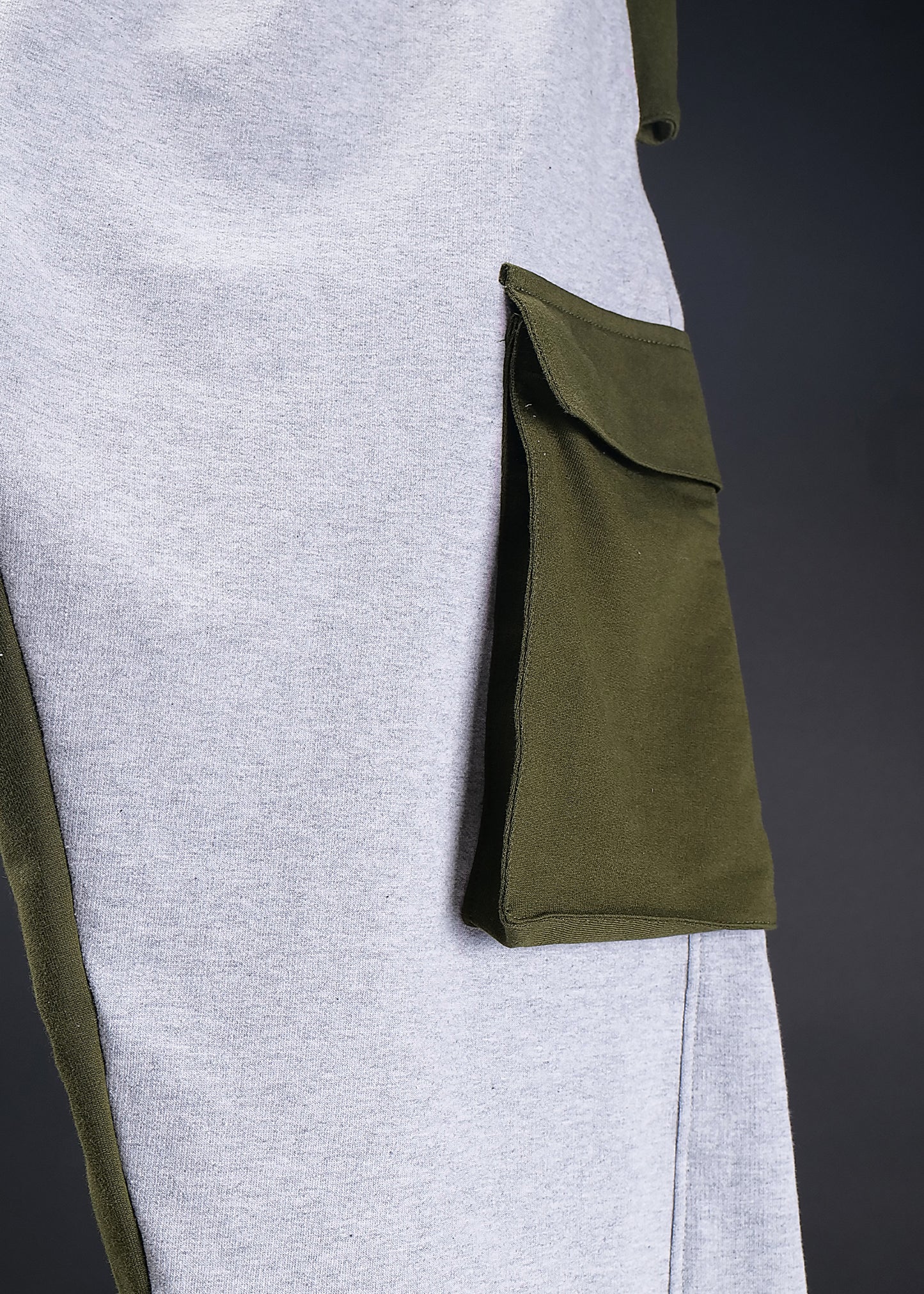 Contrast Pocket Cargo