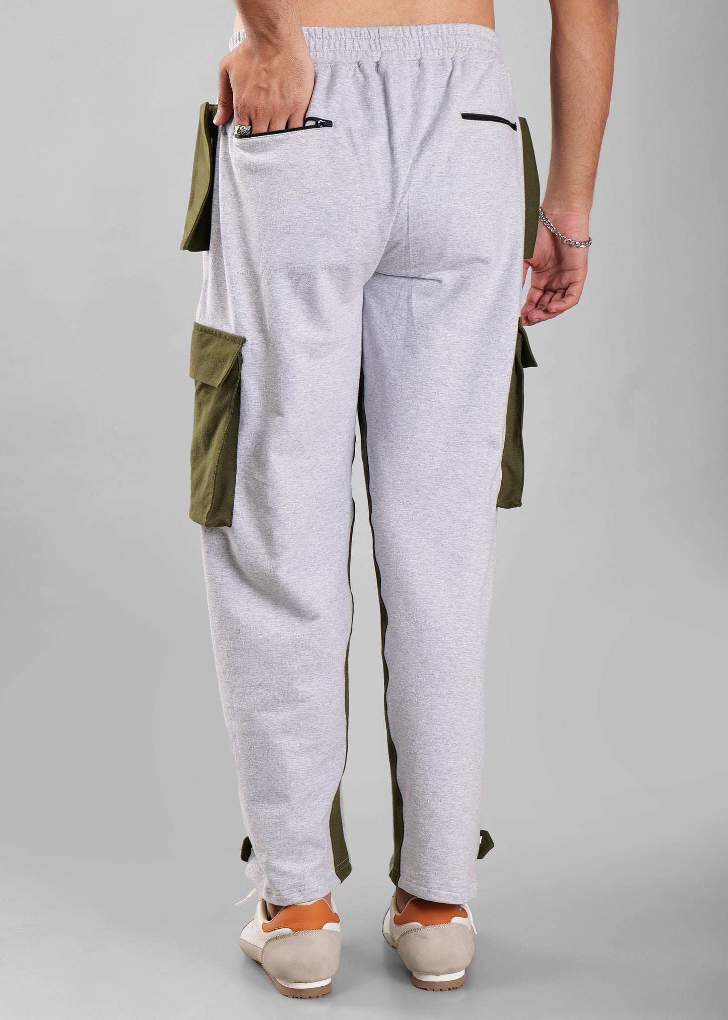 Contrast Pocket Cargo