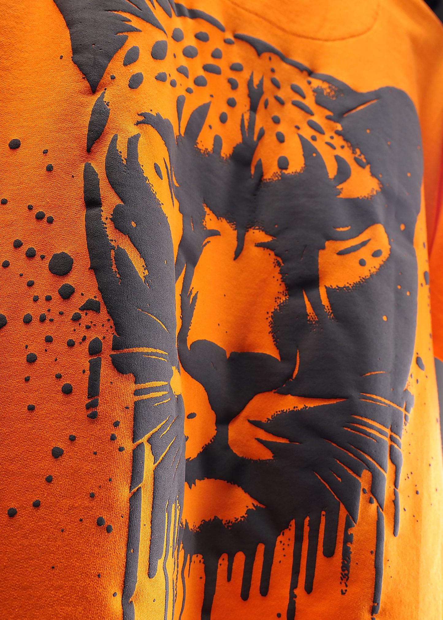Black Roar Oversized T-shirt