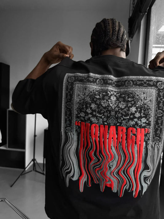 Oversize "Monarch" T-Shirt - Black and Red